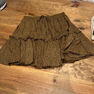 Jodifl leopard print skirt with built in shorts size medium.
